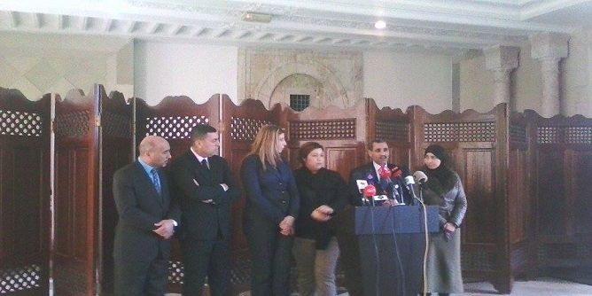 نواب ولاية جندوبة يتفقون على تقديم عريضة للمطالبة بإعفاء الوالي من مهامه